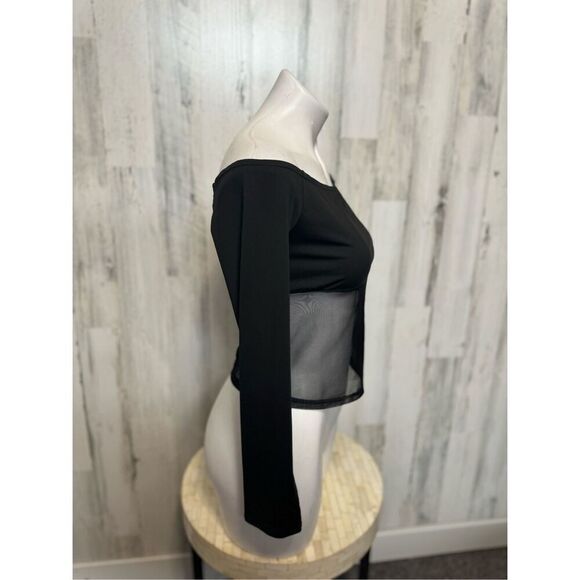 Black off the shoulders top - Picture 6 of 7